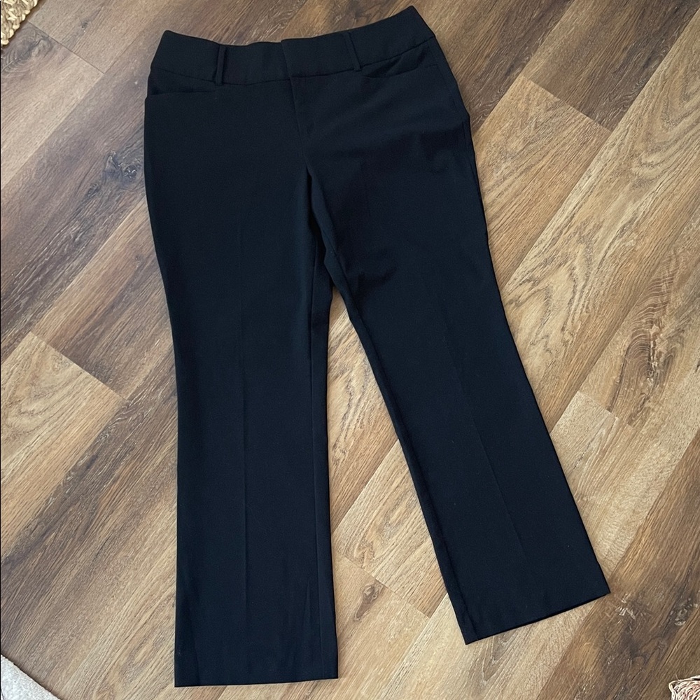 Apt. 9 Women's Black Straight Leg Mid Rise Dress Pants 4 Pockets Size 12 Short